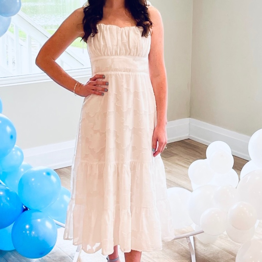 White Lulus Dress